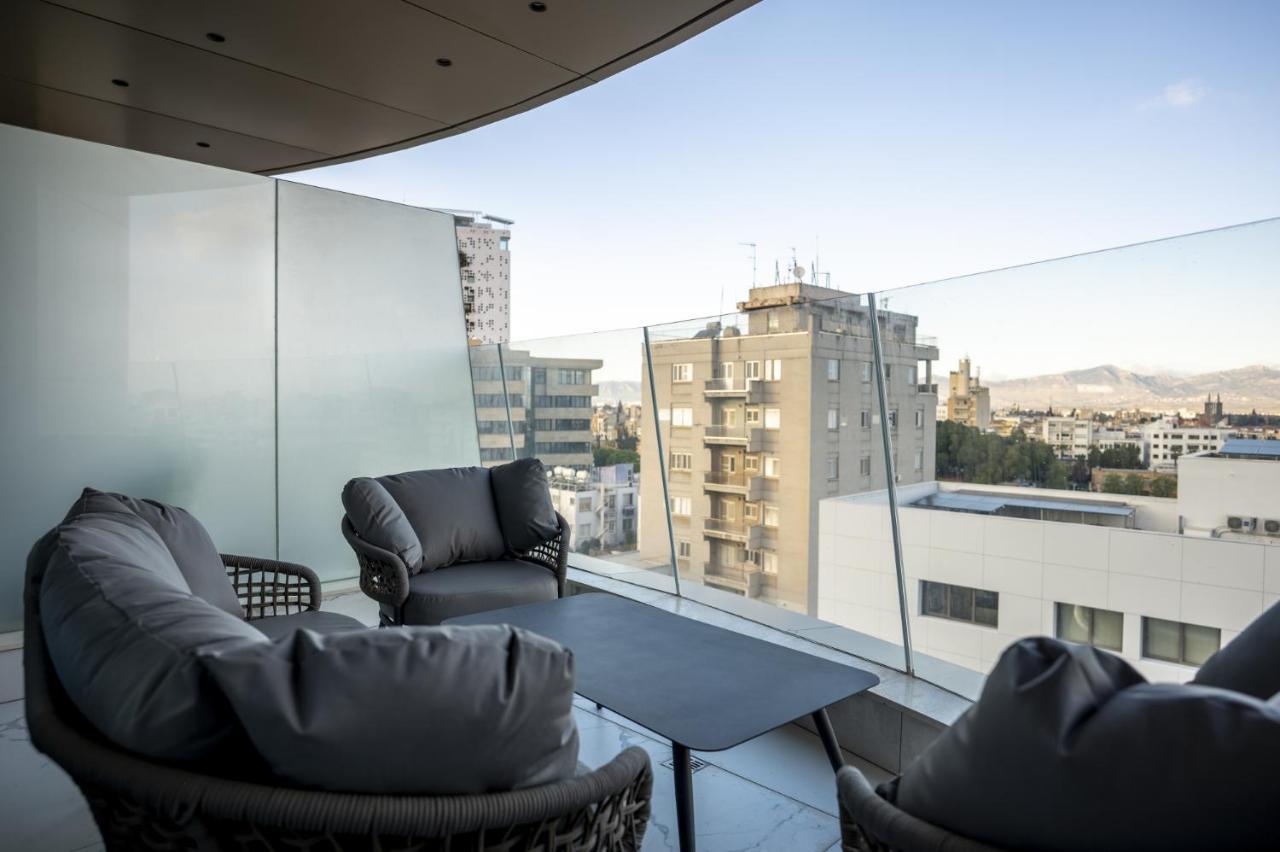 360 Nicosia - 1 Bedroom Luxurious Residence Екстер'єр фото
